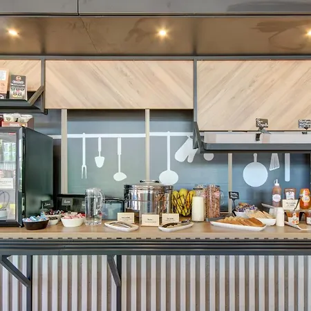 Ξενοδοχείο B&B Hotel Epernay 2*