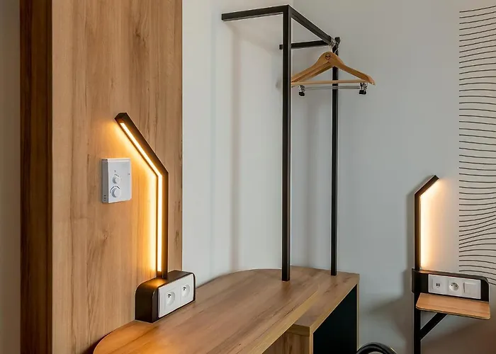 B&B Hotel Epernay 2*