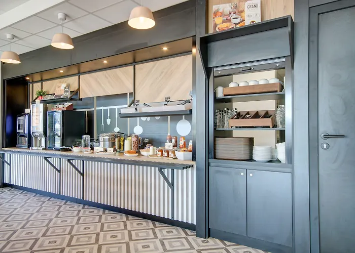 Hotel B&B Hotel Epernay 2*