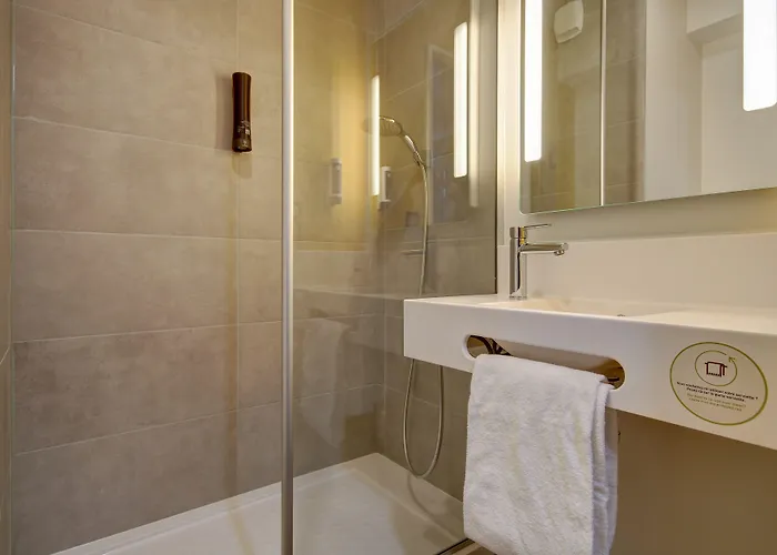 B&B Hotel Epernay Hotel 2*